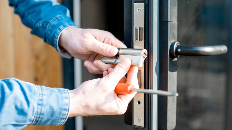 Your Assurance of a Prompt Response: Trustworthy Emergency Locksmith in Bell