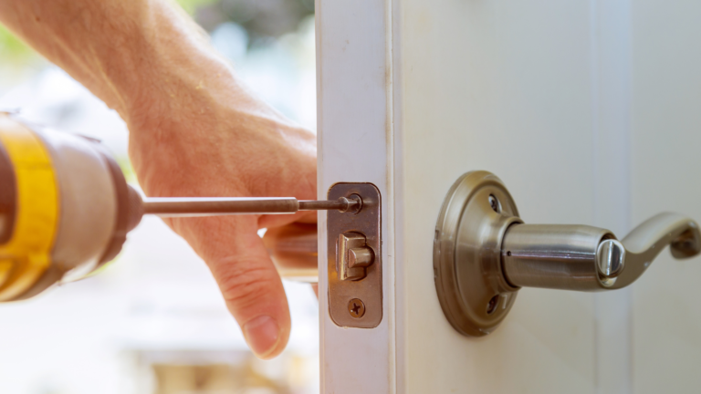 Bolstering Security with Lock Change Services in Bell, CA